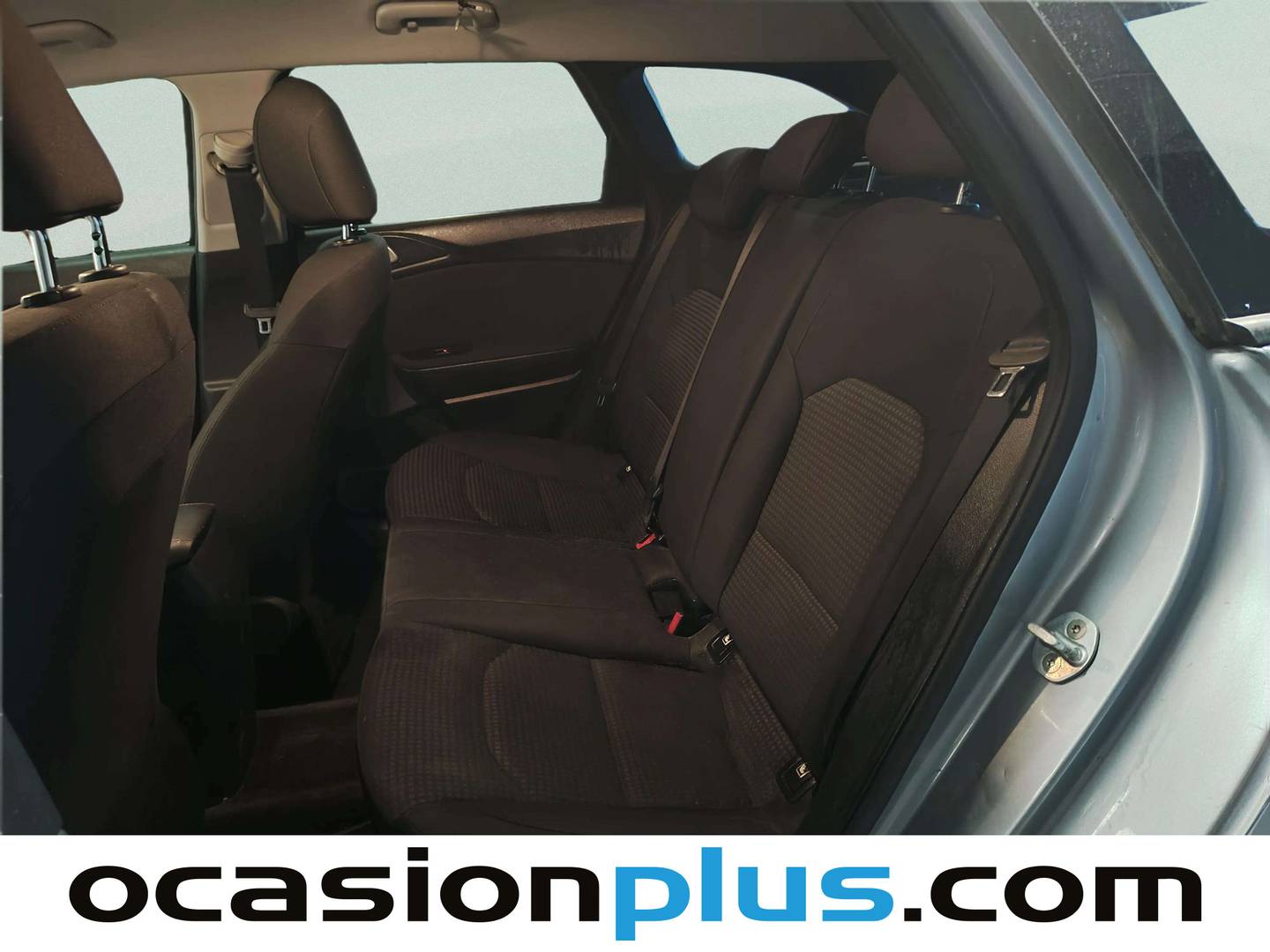 Foto asientos traseros KIA Ceed Tourer KIA Ceed Tourer 1.0 T-GDi Concept (120 CV)