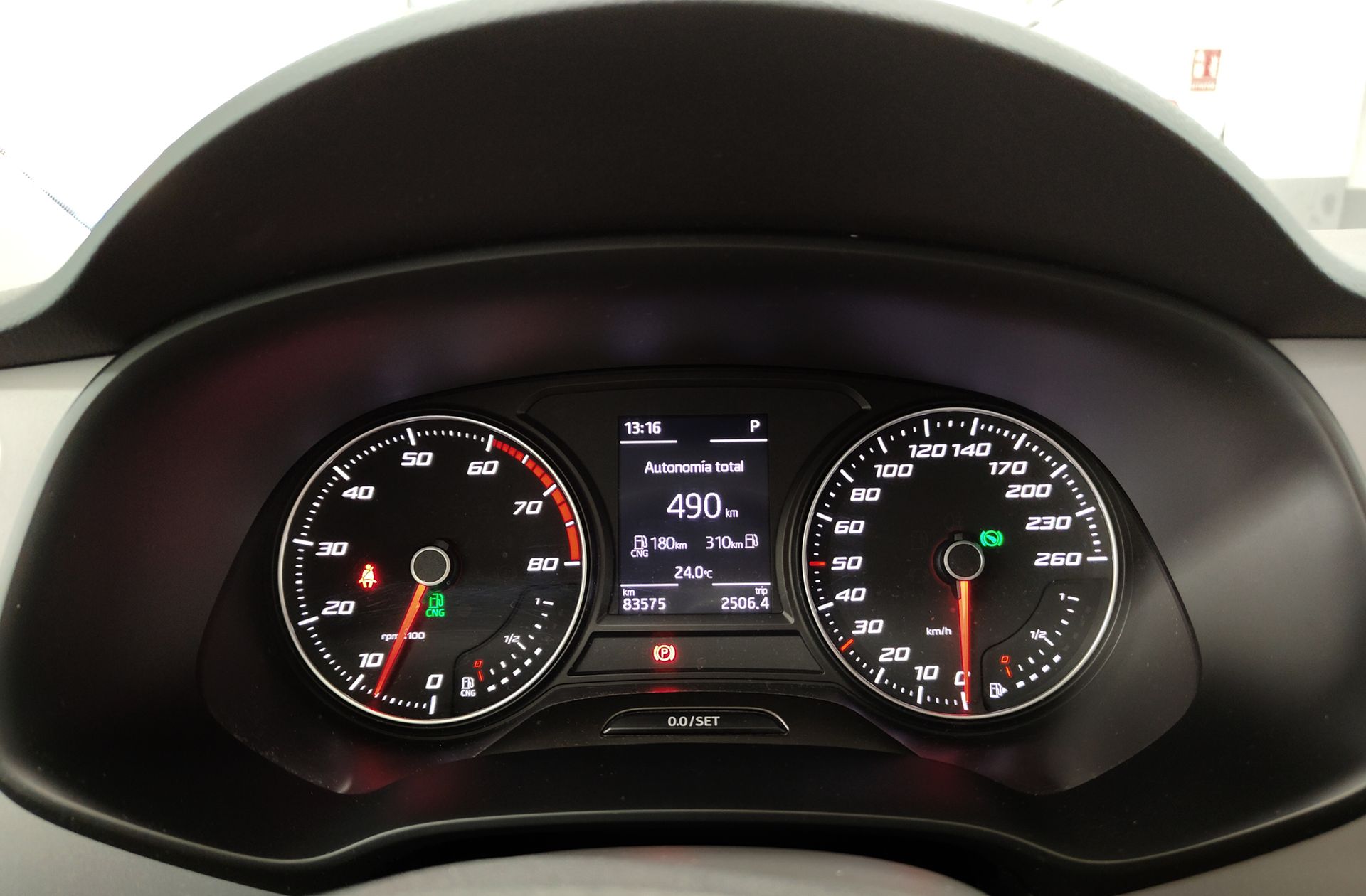 SEAT León 1.4 TGI GNC Style Visio DSG - foto 31