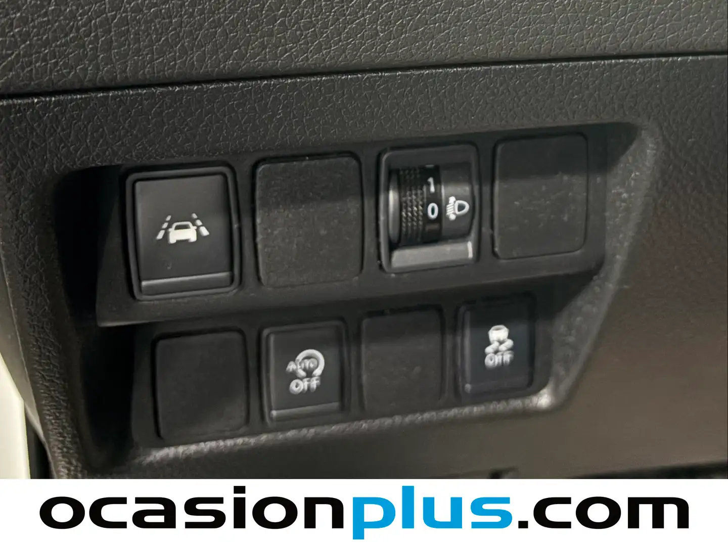 Foto Nissan QASHQAI Nissan Qashqai dCi 110 N-Connecta 4x2 (110 CV)