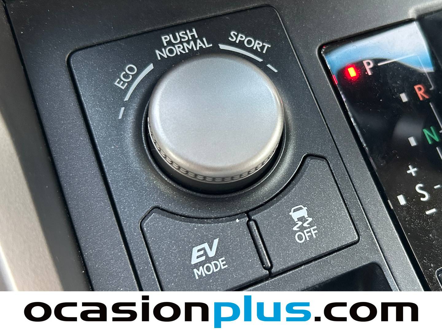 Foto Lexus NX Lexus NX Corporate 2WD (197 CV)