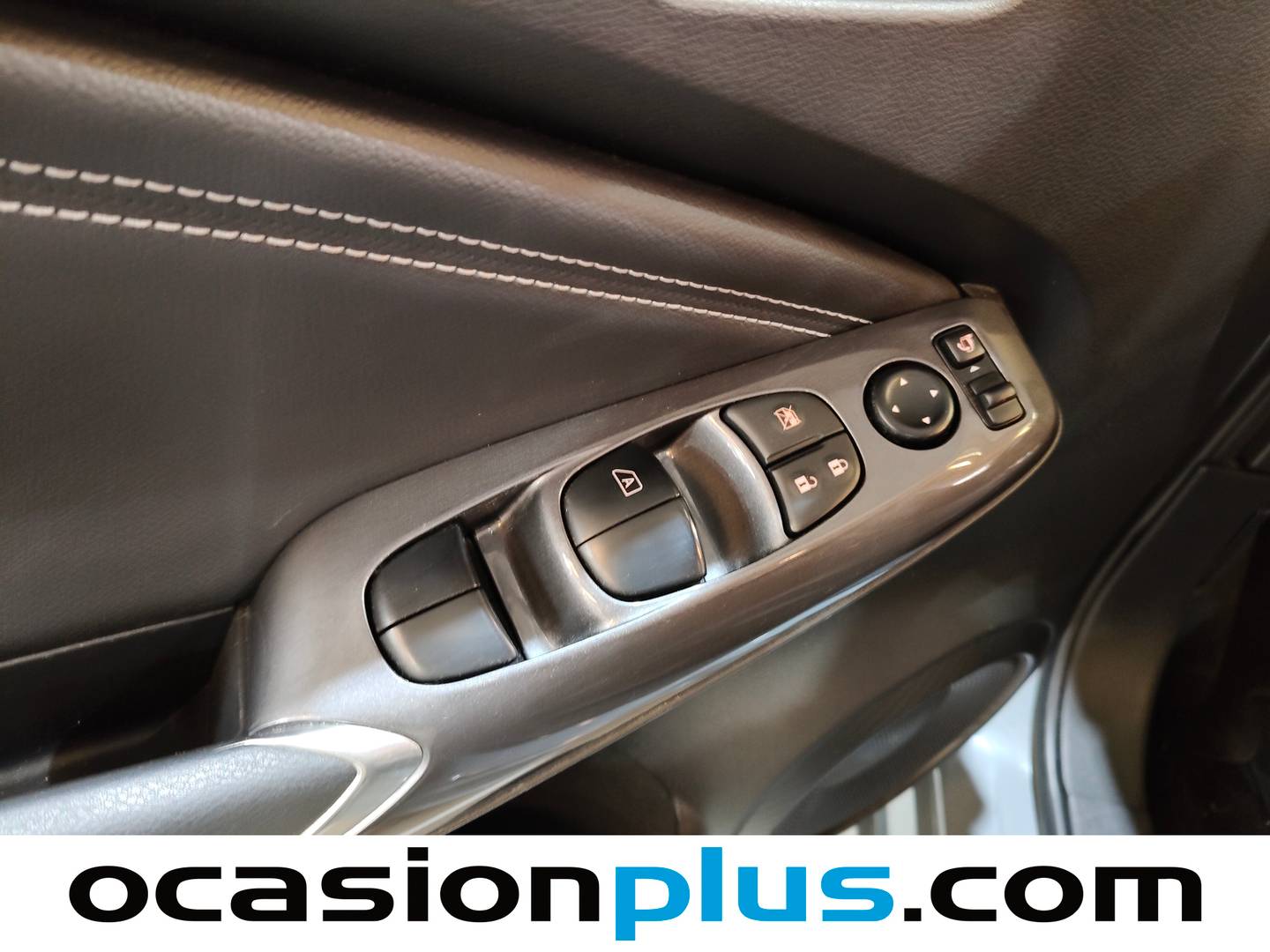 Nissan JUKE Nissan Juke Hybrid N-Design Black Auto (143 CV) de segunda mano