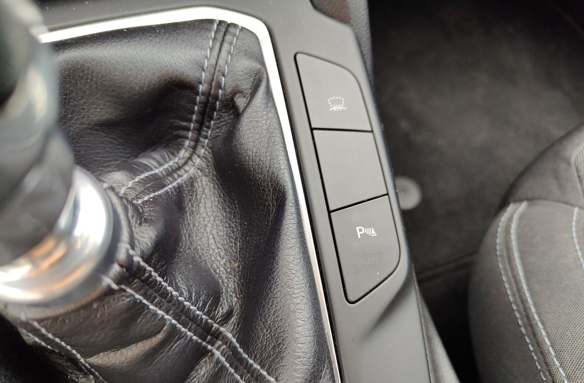 Ford Focus 1.0 EcoBoost Active - foto 32