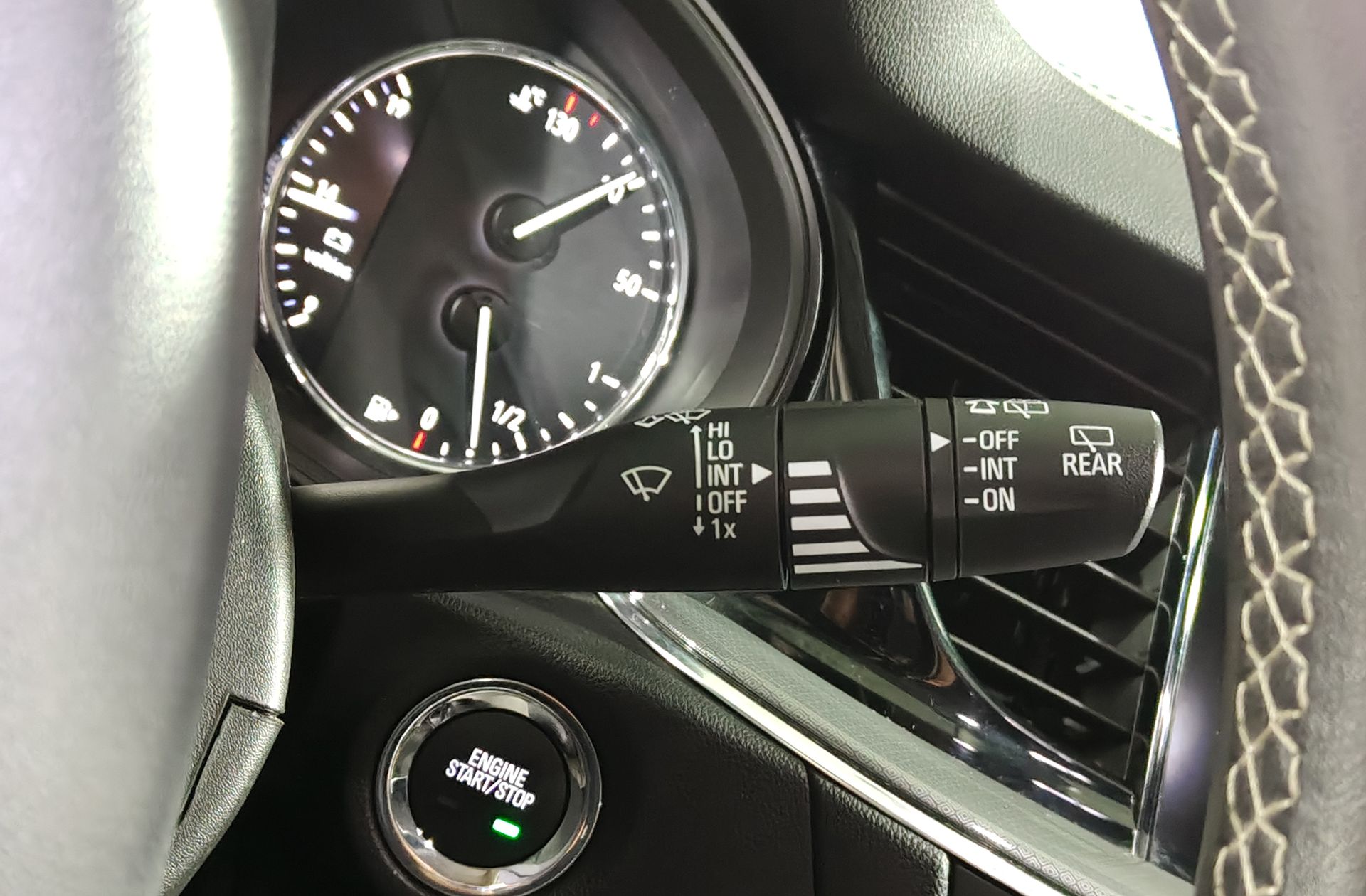 Opel Insignia 1.5 Turbo XFL Selective - foto 21