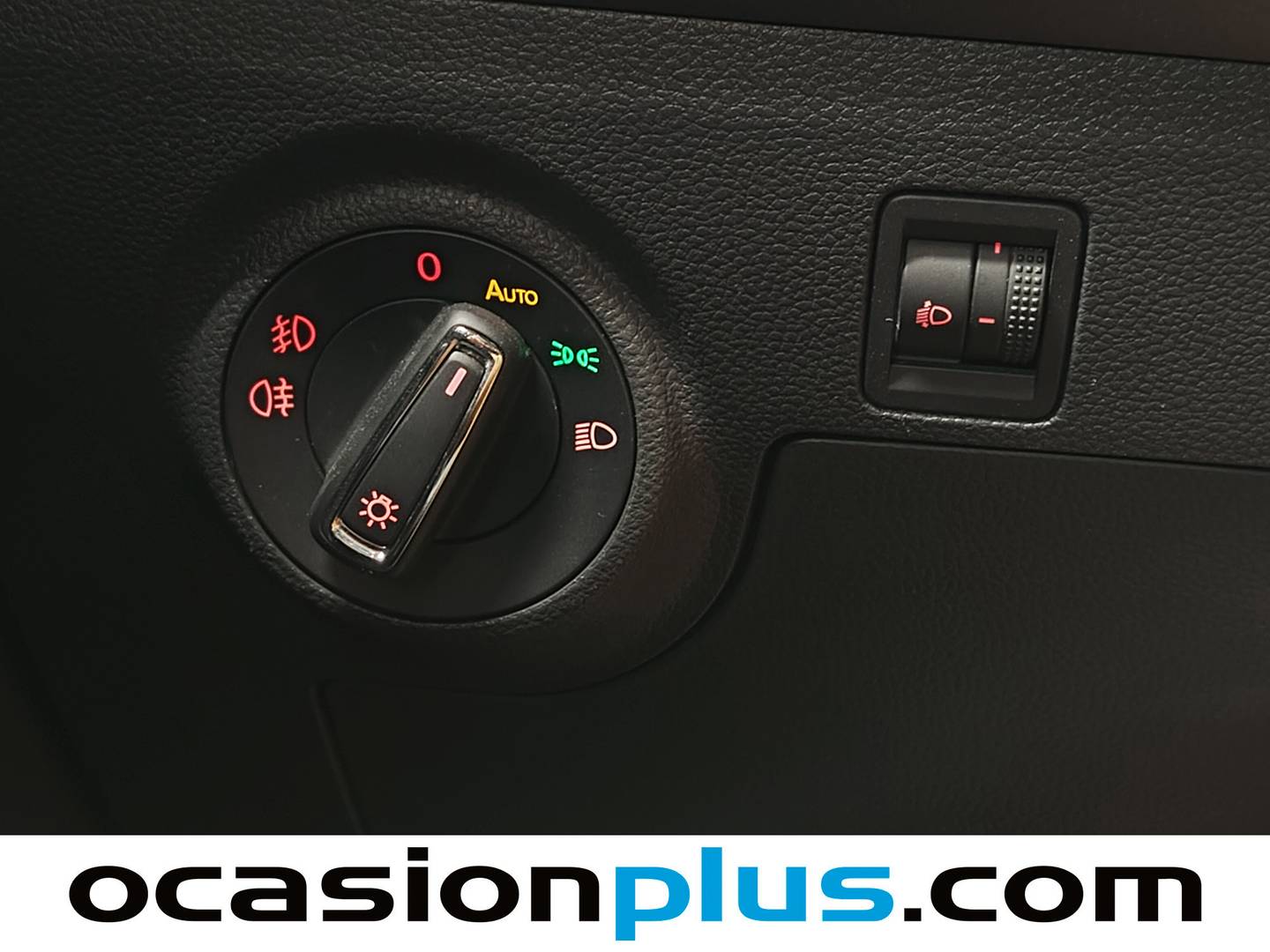 Equipamiento del Seat Arona Seat Arona 1.0 TSI S&S Style (115 CV)