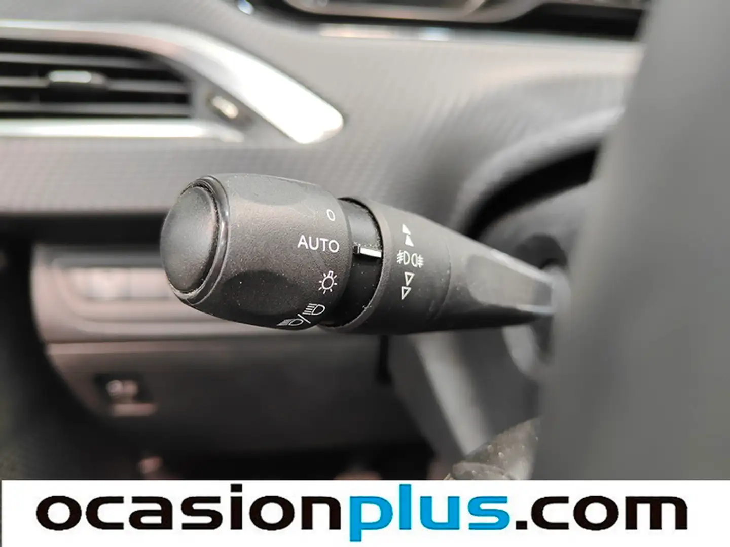 Foto Peugeot 2008 Peugeot 2008 BlueHDi 120 S&S Allure (120 CV)