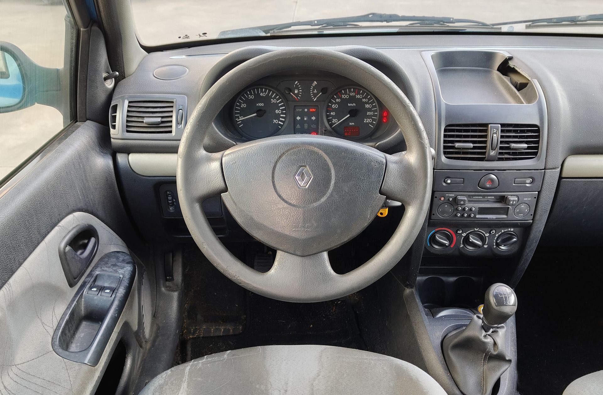 Renault Clio 1.5 dCi Expression - foto 17