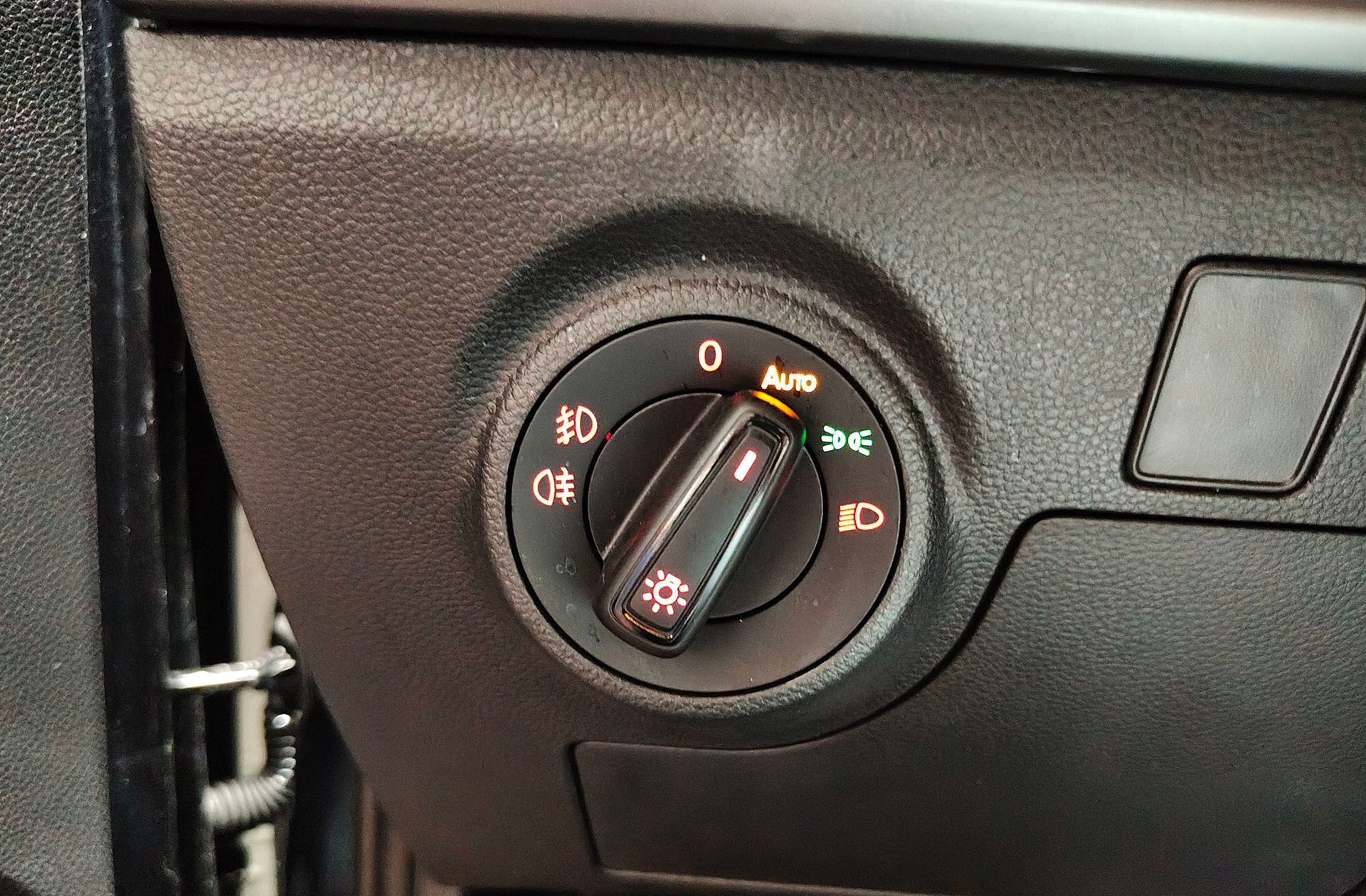 SEAT Arona 1.0 TSI FR - foto 10