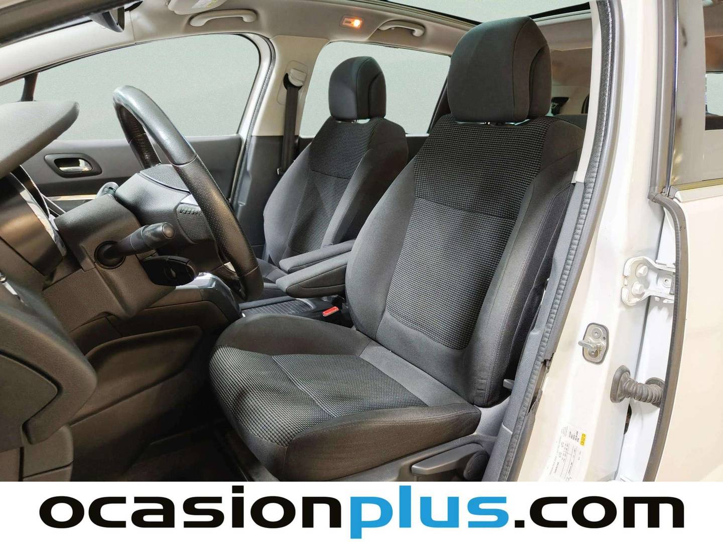 Peugeot 5008 Peugeot 5008 1.6 BlueHDi FAP Allure  (120 CV) 7 plazas de ocasión