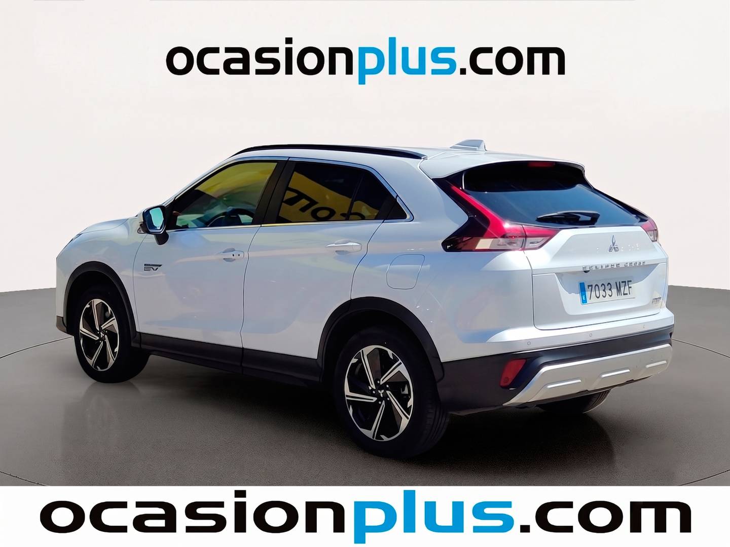 Foto trasera Mitsubishi Eclipse Cross Mitsubishi Eclipse Cross Eclipse Cross 2.4 PHEV Kaiteki 4WD Auto (188 CV) derecha