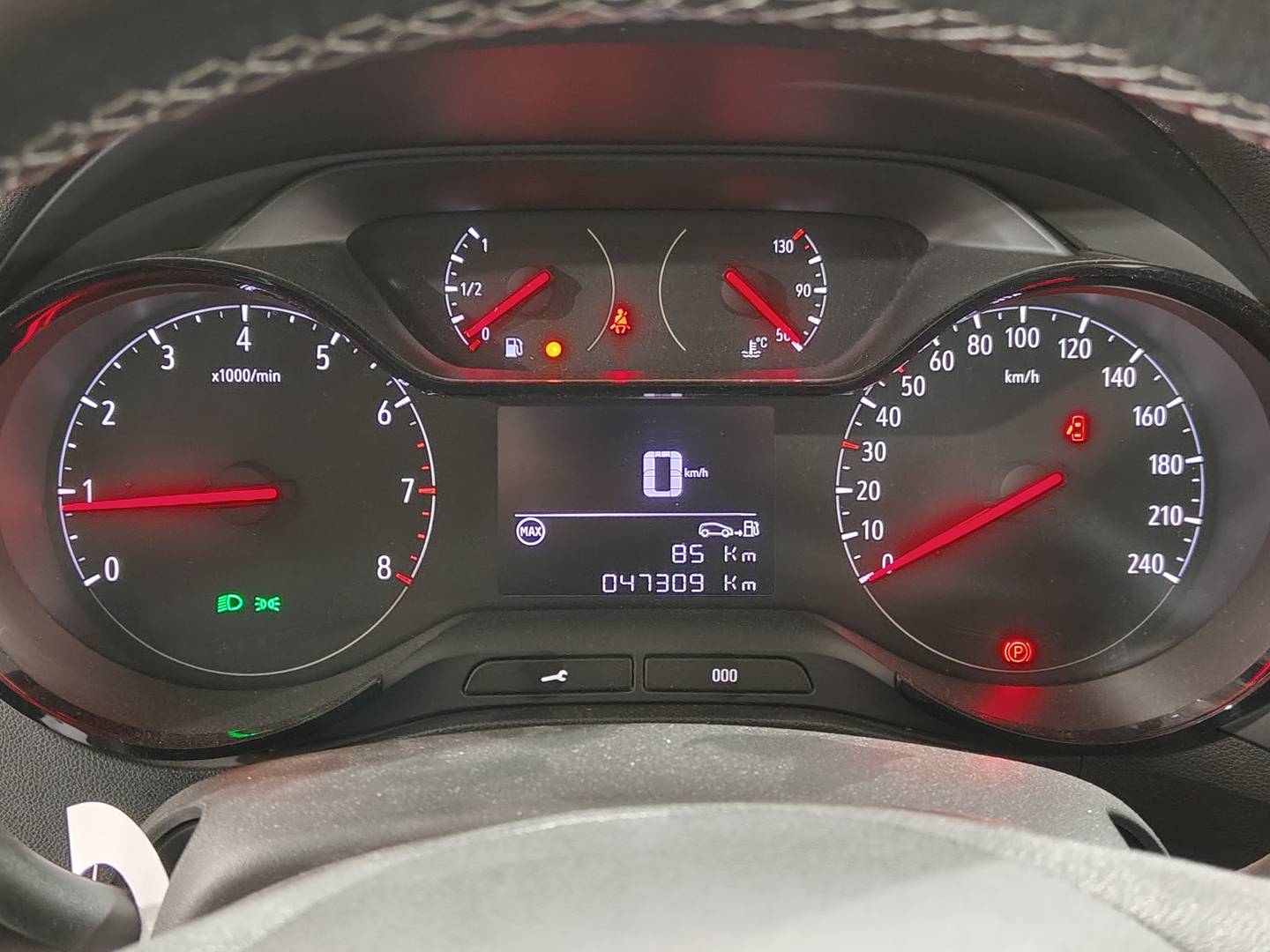 Foto Opel Crossland X Opel Crossland X 1.2 Turbo S&S ecoTEC Selective (110 CV)