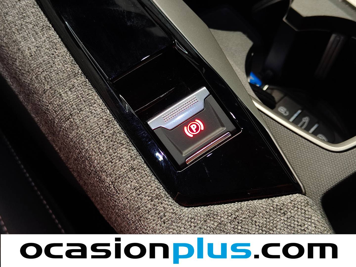 Peugeot 3008 Hybrid Peugeot 3008 Hybrid 145 Allure eDCS6 (145 CV) 2025