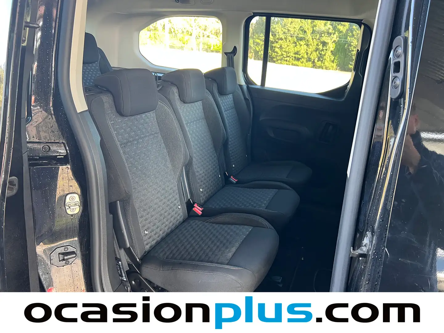 Foto Peugeot Rifter Peugeot Rifter BlueHDi 130 GT Long EAT8 (130 CV)