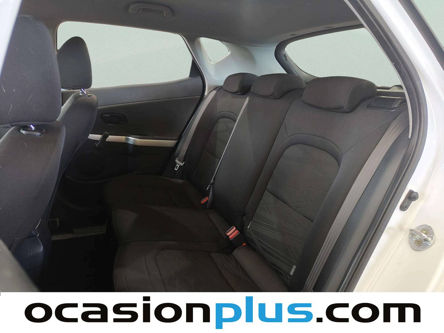 Foto asientos traseros KIA Ceed KIA Ceed 1.4 CRDi WGT Concept (90 CV)