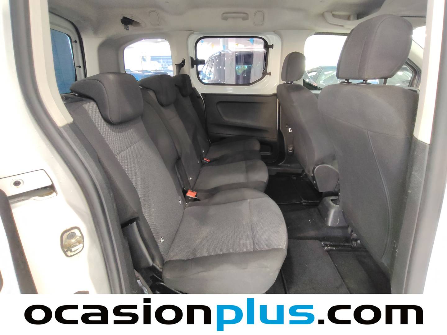 Foto asientos traseros Peugeot Rifter Peugeot Rifter BlueHDi 100 Active Standard (100 CV)