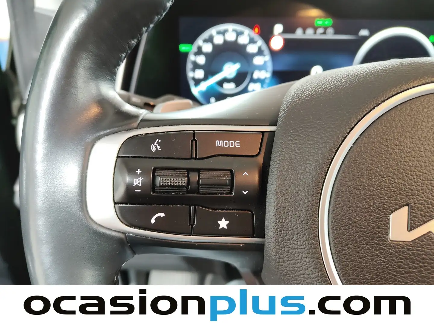 Foto KIA Sportage Kia Sportage 1.6 T-GDi PHEV Tech 4x4 (265 CV)