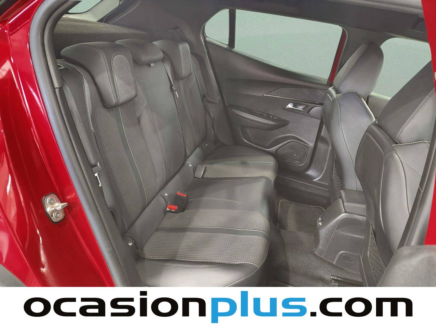 Foto Peugeot 2008 Peugeot 2008 PureTech 130 S&S GT (130 CV)