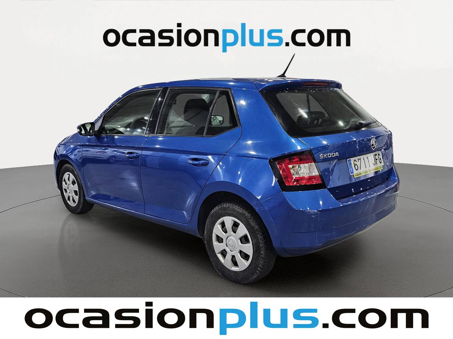 Foto trasera Skoda Fabia Skoda Fabia 1.0 MPI Active (60 CV) derecha