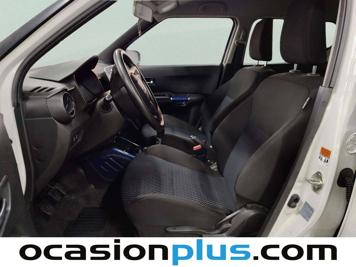 Foto asientos delanteros Suzuki Ignis Suzuki Ignis 1.2 Mild Hybrid GLE (83 CV)