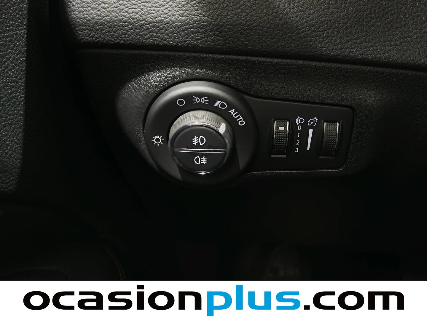 Acabados Jeep Compass Jeep Compass 2.0 Multijet Limited 4x4 AD Auto (140 CV)