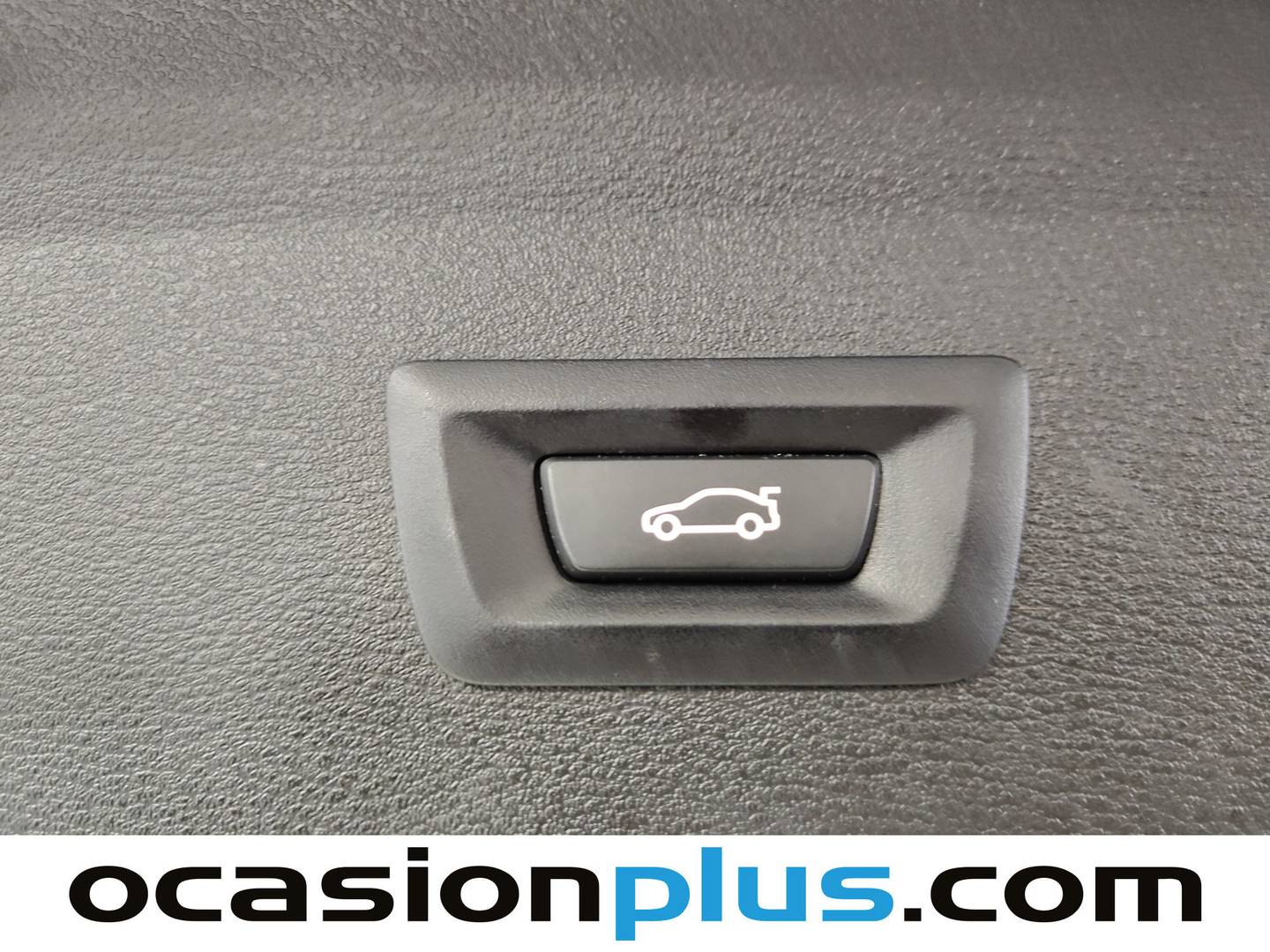 Equipamiento del BMW X1 BMW X1 sDrive18i (140 CV)