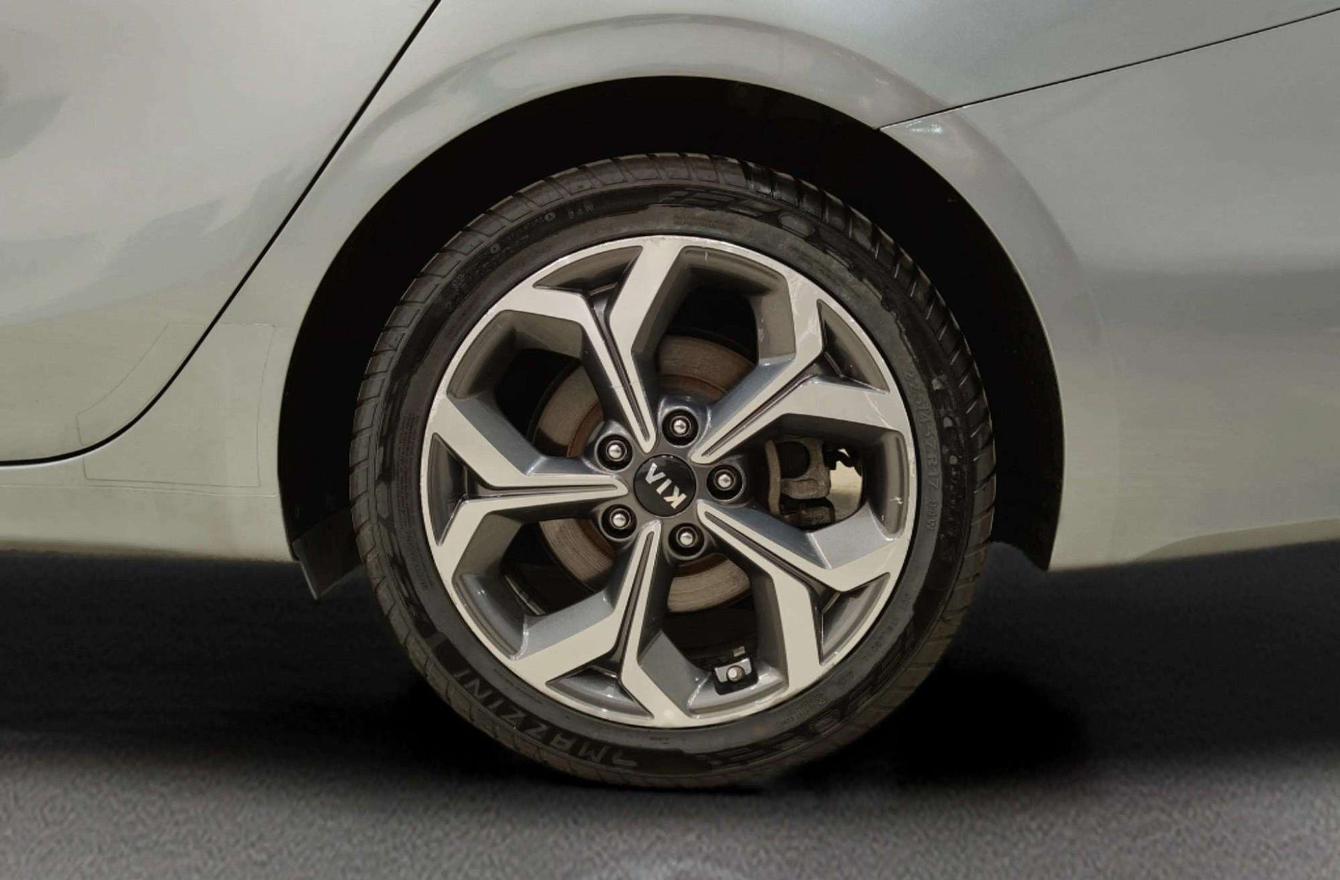 Kia Ceed 1.6 GDi PHEV E-Tech - foto 42