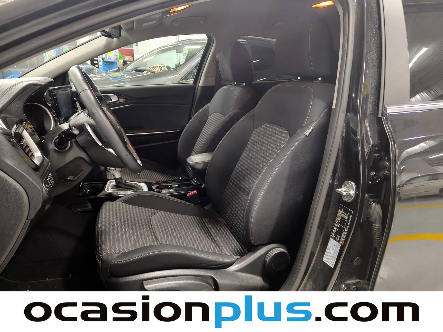 Foto asientos delanteros KIA XCeed KIA XCeed 1.6 GDi PHEV eDrive (141 CV)
