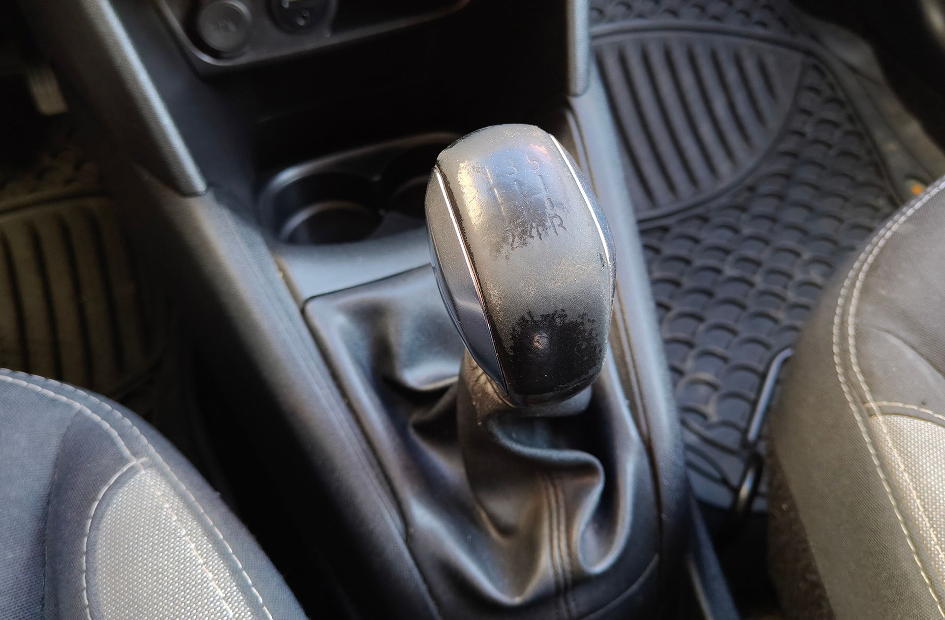 Peugeot 208 1.6 BlueHDi Style - foto 5