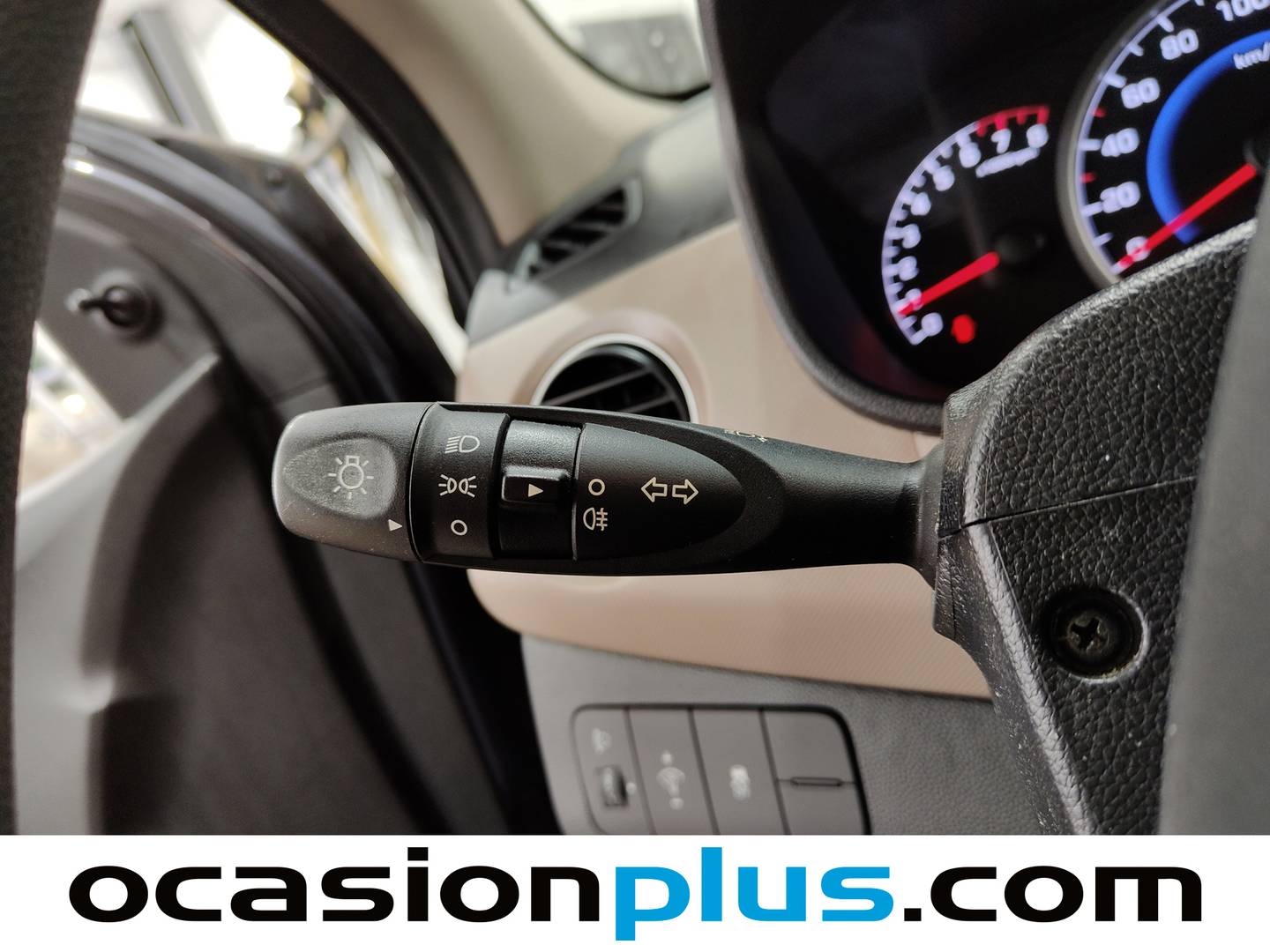 Extras y acabados del Hyundai i10 Hyundai i10 1.0 Klass (66 CV)