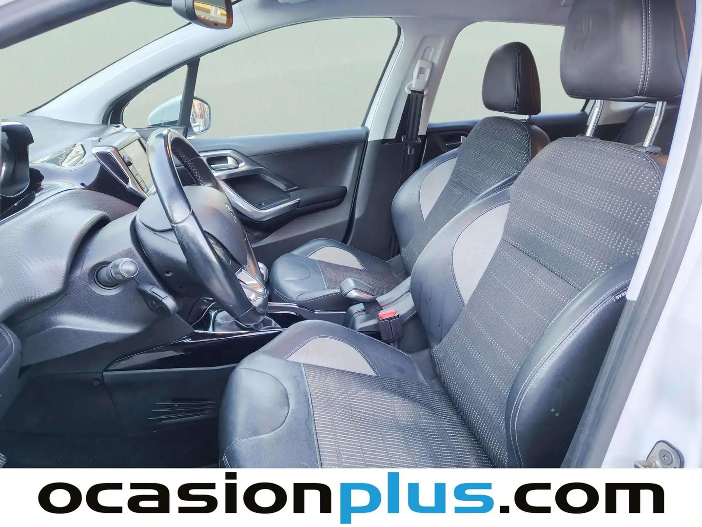 Foto Peugeot 2008 Peugeot 2008 BlueHDi 120 S&S Allure (120 CV)