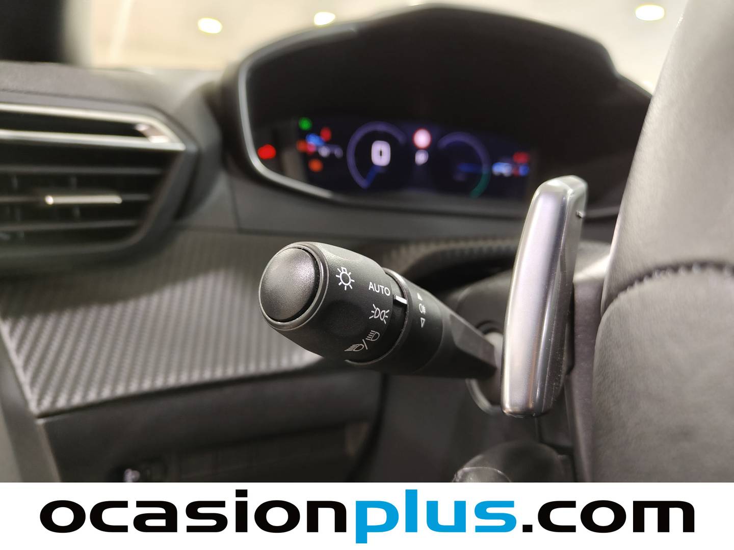 Peugeot 2008 Peugeot 2008 Allure Hybrid eDCS6 (145 CV) seminuevo