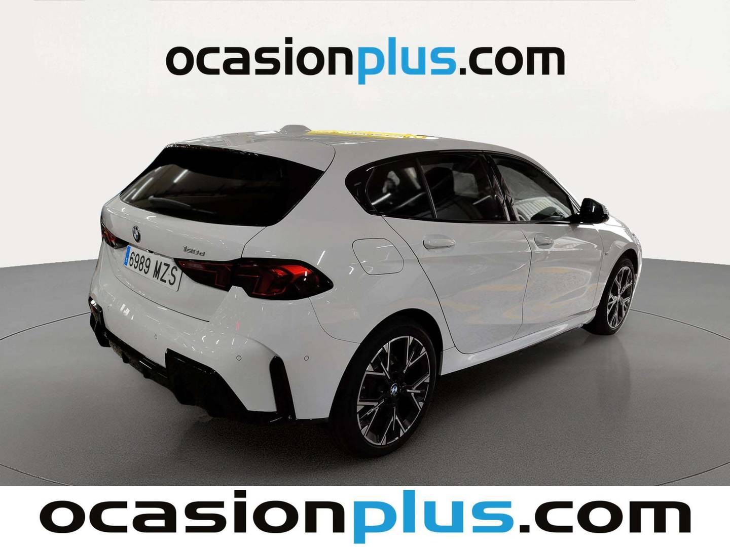 Foto trasera BMW Serie 1 BMW Serie 1 120d  Pack M (163 CV) derecha