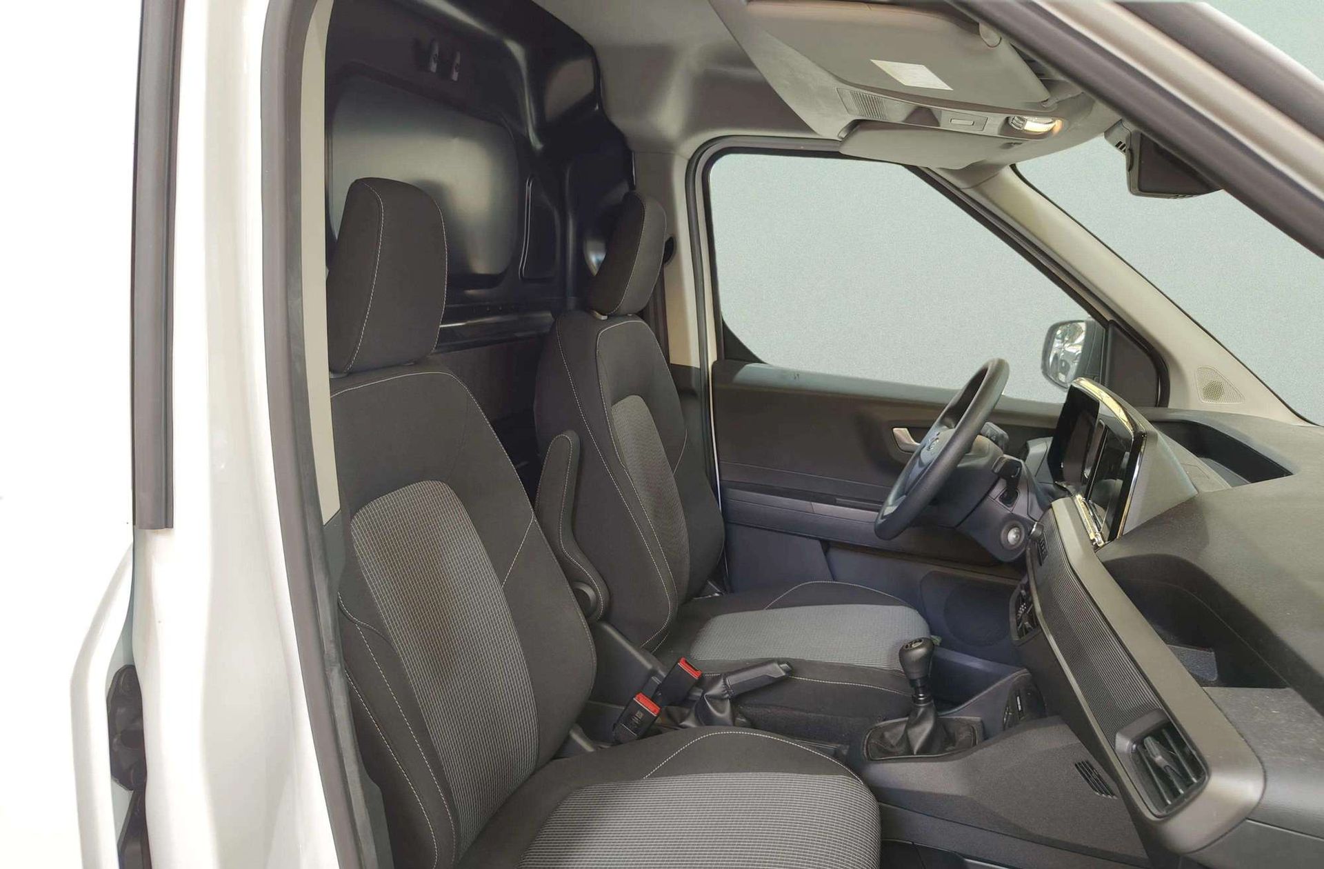 Ford Transit Furgon 1.5 EcoBlue Trend - foto 15