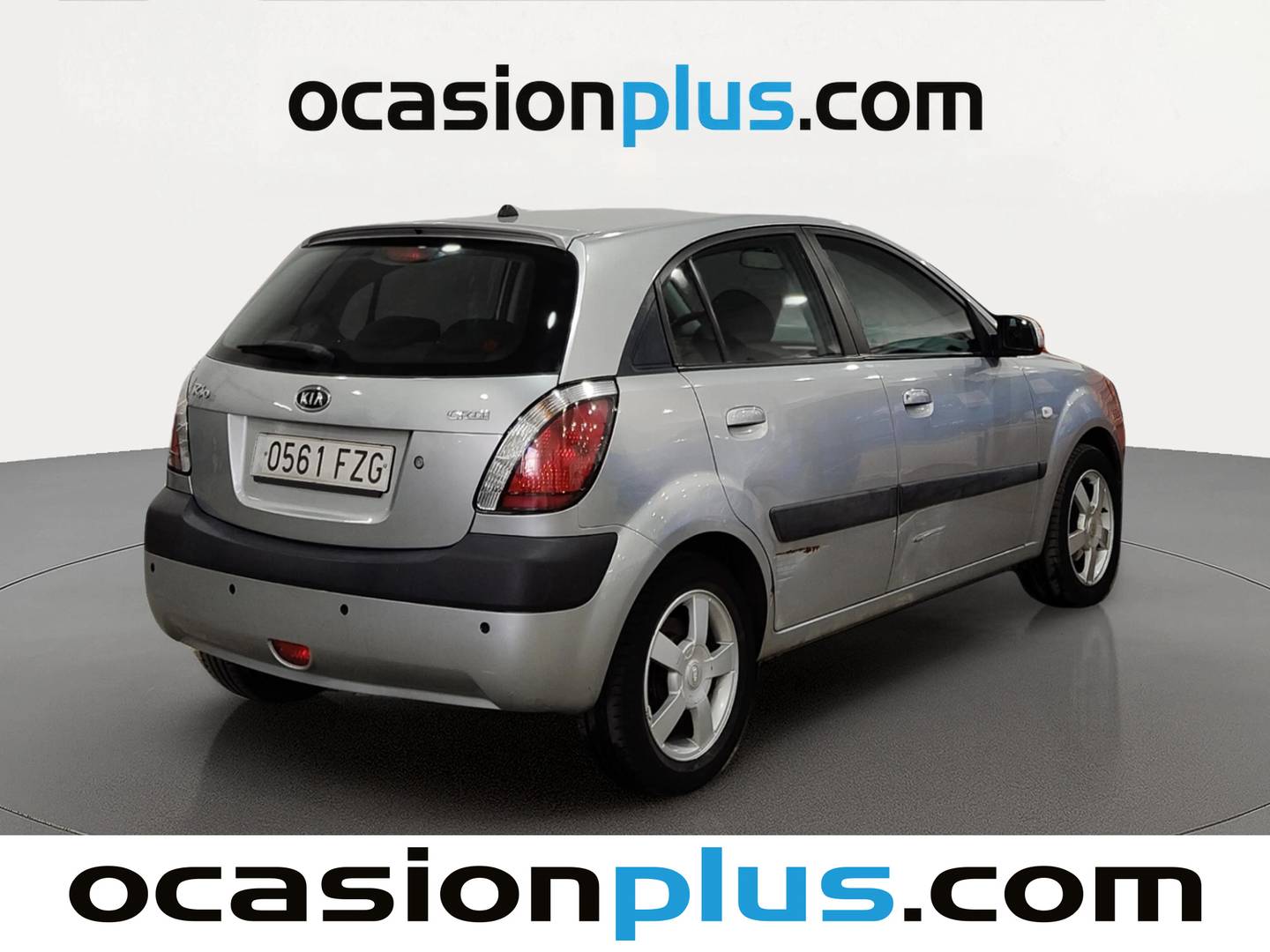 Foto trasera KIA Rio KIA Rio 1.5 CRDi Emotion (110 CV) derecha