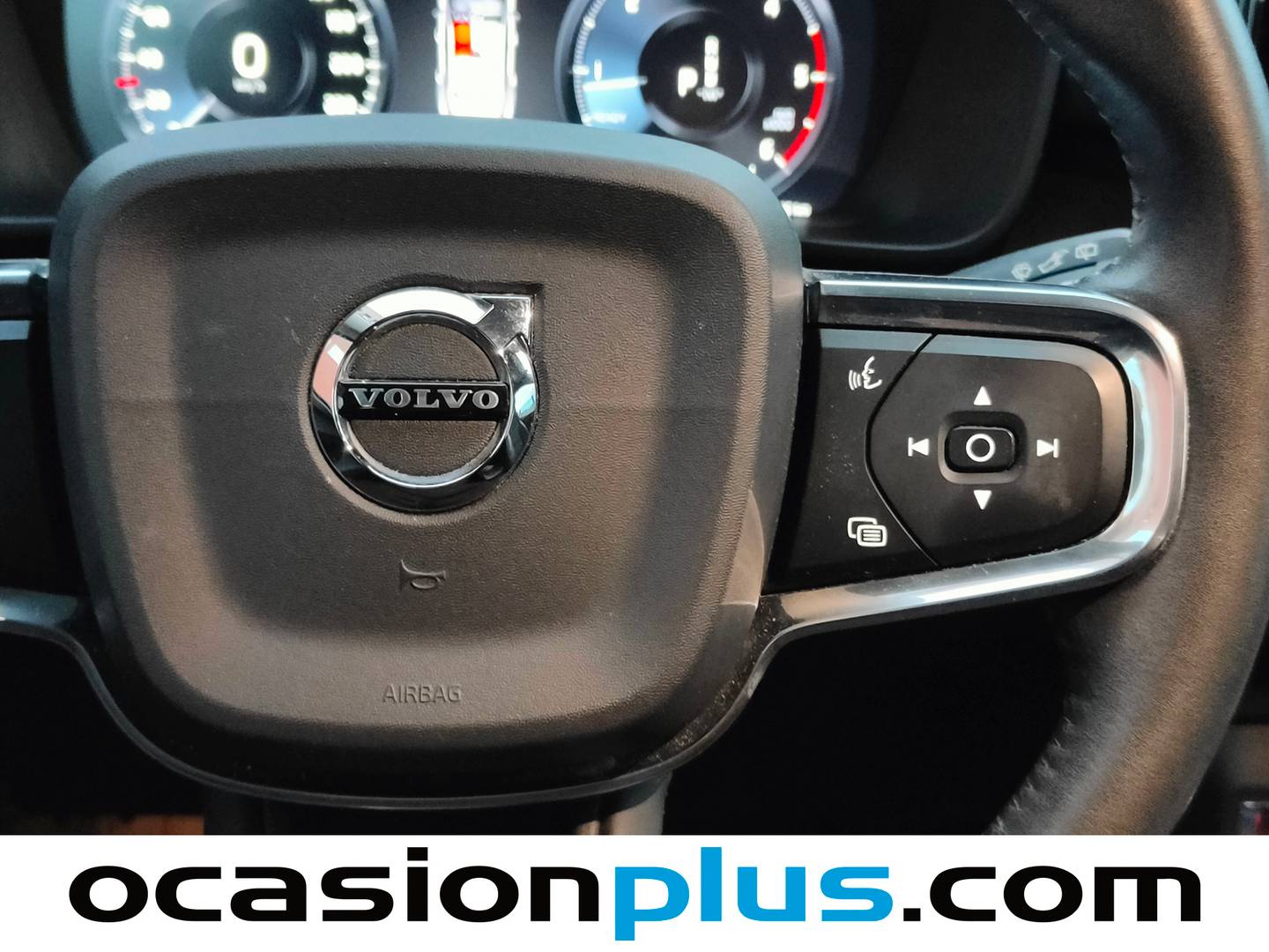 Foto Volvo XC40 Volvo XC40 D3 Momentum Auto (150 CV)