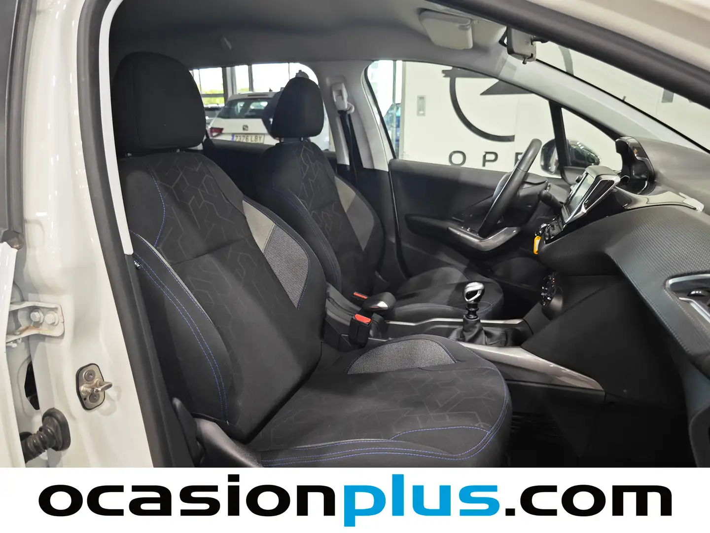 Foto Peugeot 2008 Peugeot 2008 BlueHDi 100 S&S Style (100 CV)