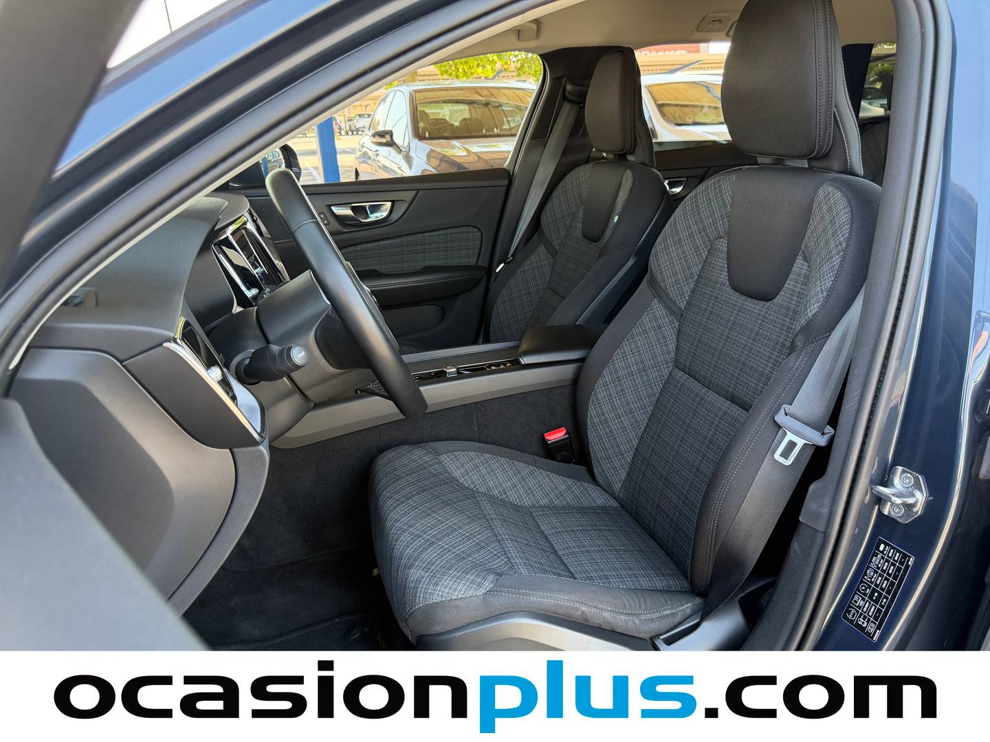 Foto asientos delanteros Volvo V60 Volvo V60 B4 D Momentum Pro Auto 145 kW (197 CV)