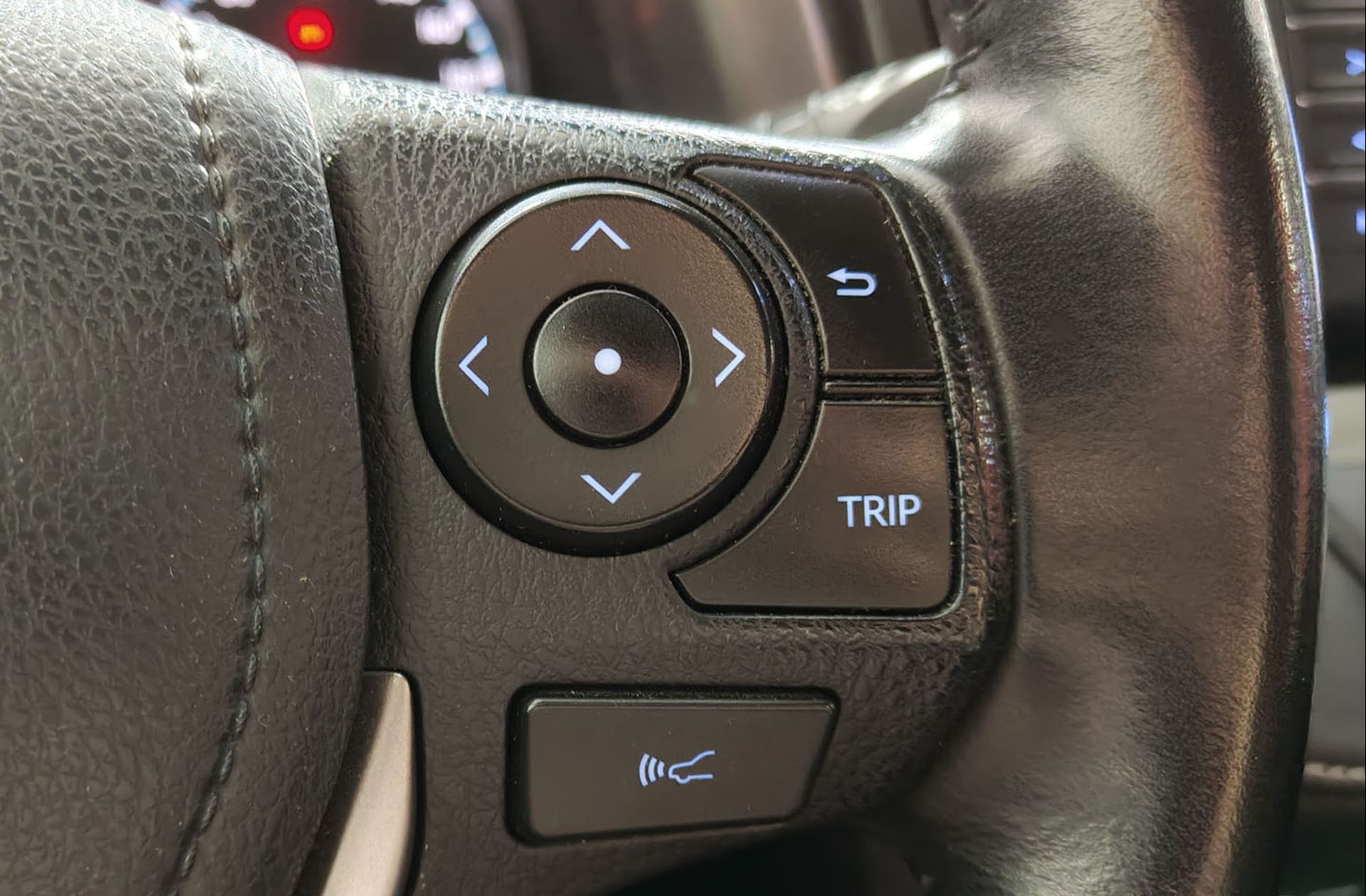 Toyota RAV4 2.5l hybrid Advance Pack Drive 2WD - foto 27