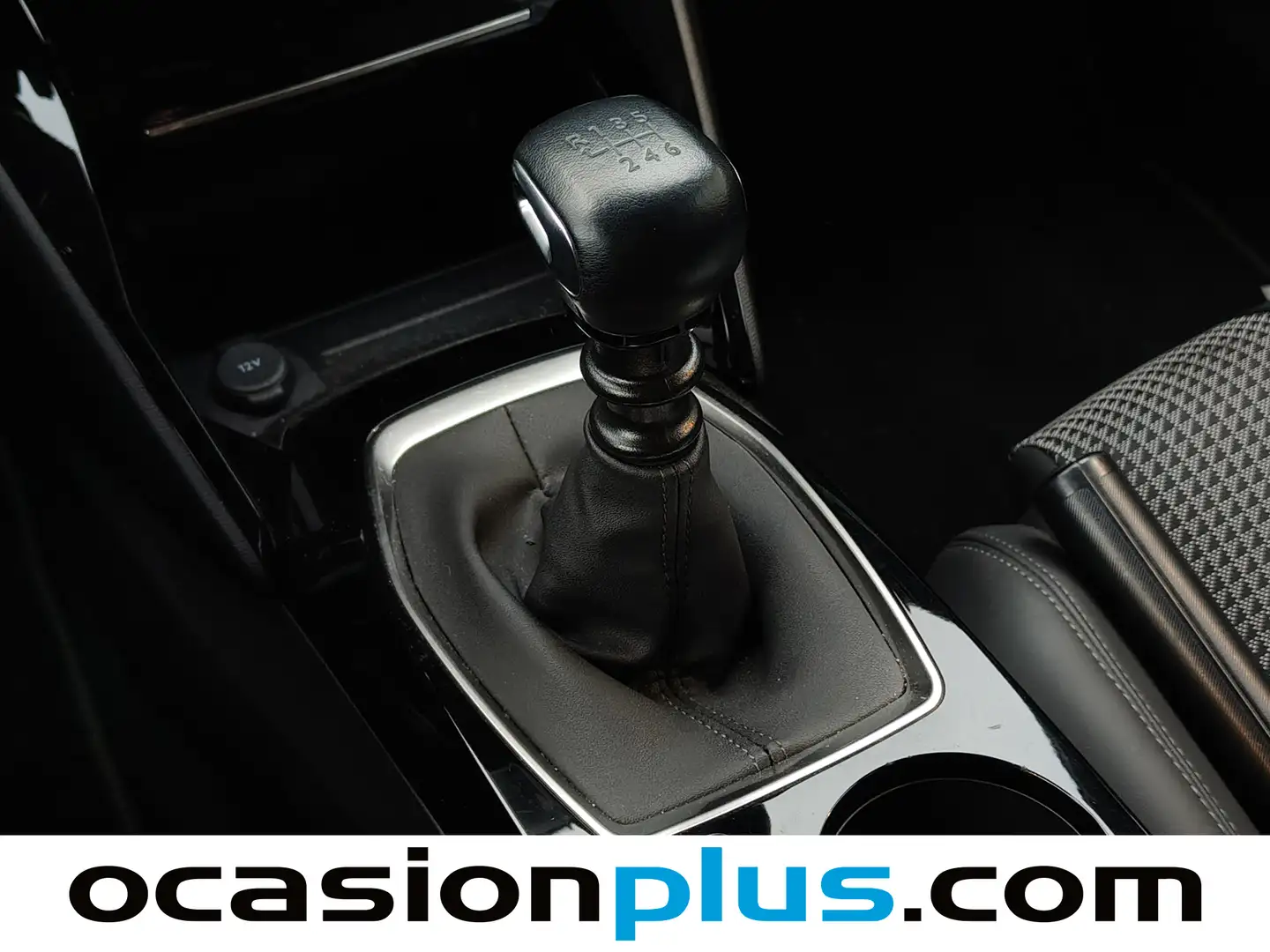 Foto Peugeot 2008 Peugeot 2008 PureTech 130 S&S GT (130 CV)