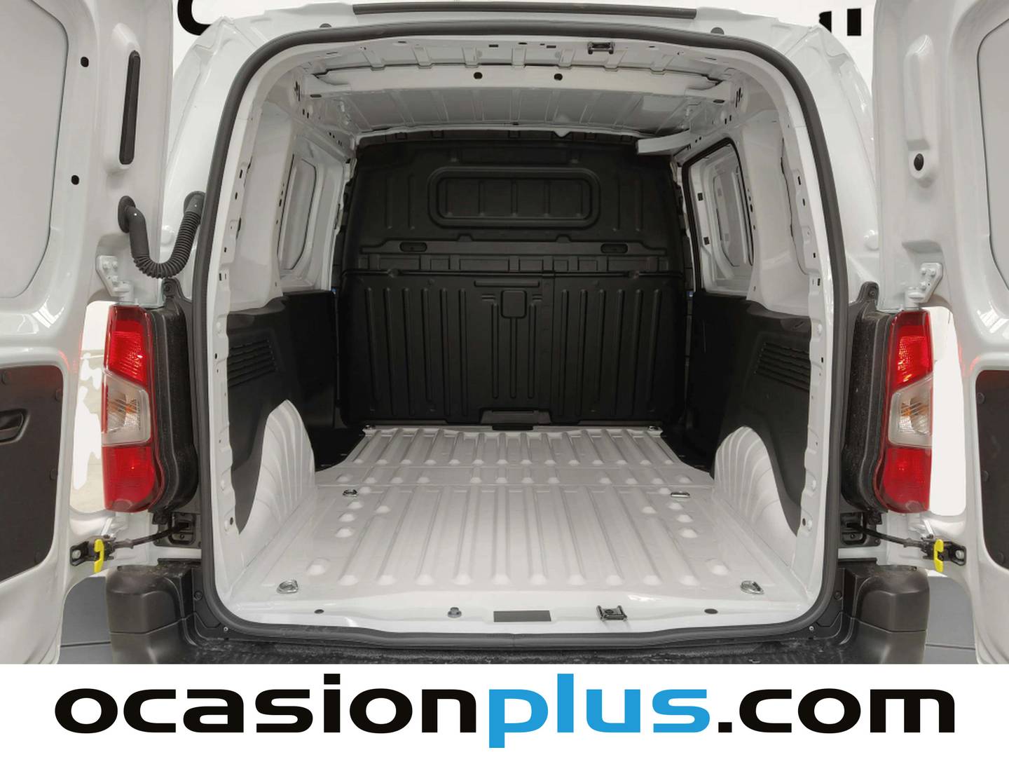 Foto asientos traseros Fiat Doblò Fiat Dobló Furgón BlueHDi 100 M (100 CV)