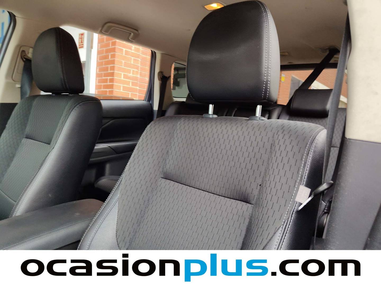 Foto Mitsubishi Outlander Mitsubishi Outlander 2.0 PHEV Motion 4WD Auto (203 CV)