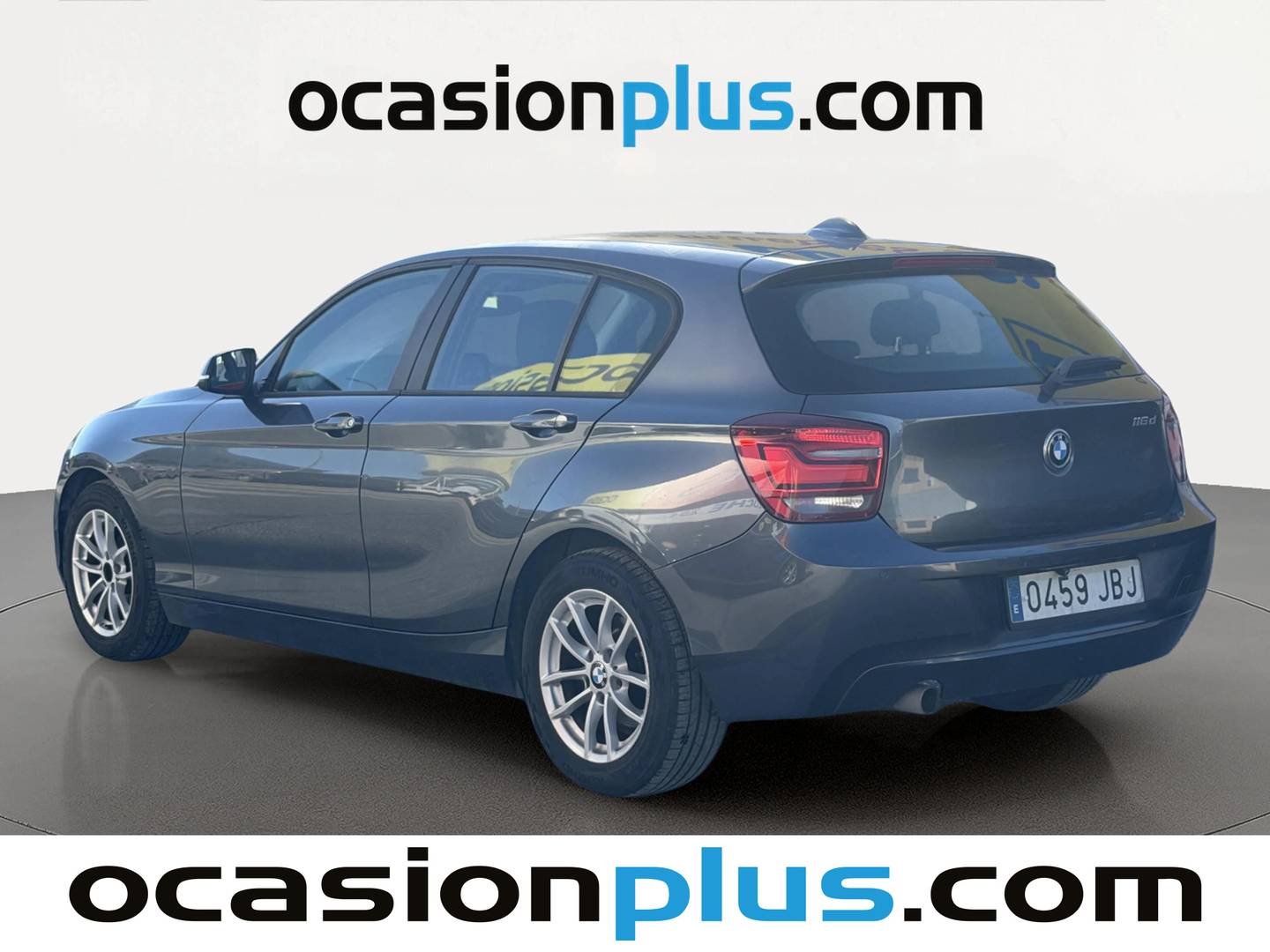 Foto trasera BMW Serie 1 BMW Serie 1 116d (116 CV) izquierda