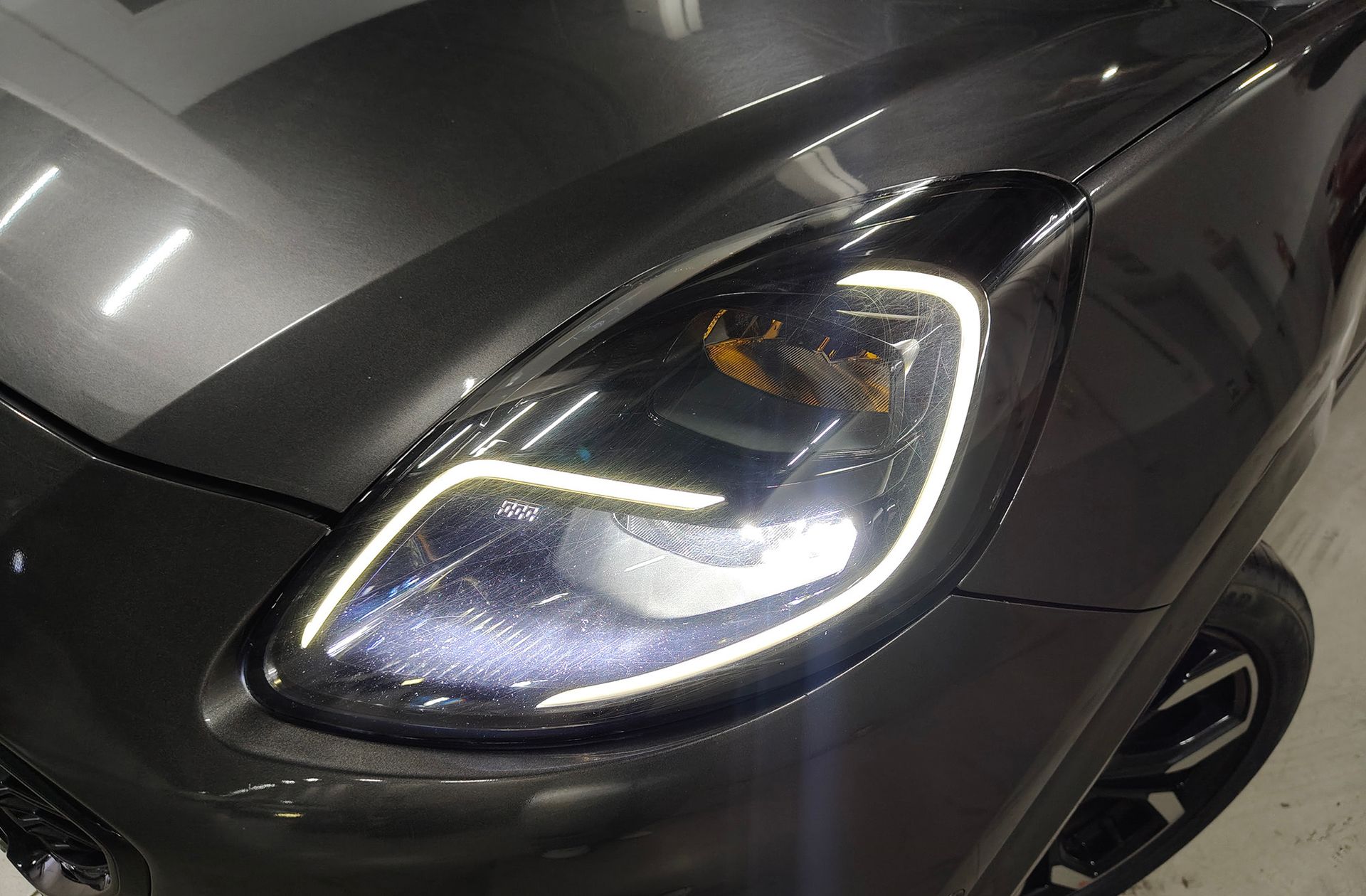 Ford Puma 1.0 EcoBoost MHEV ST-Line X - foto 18