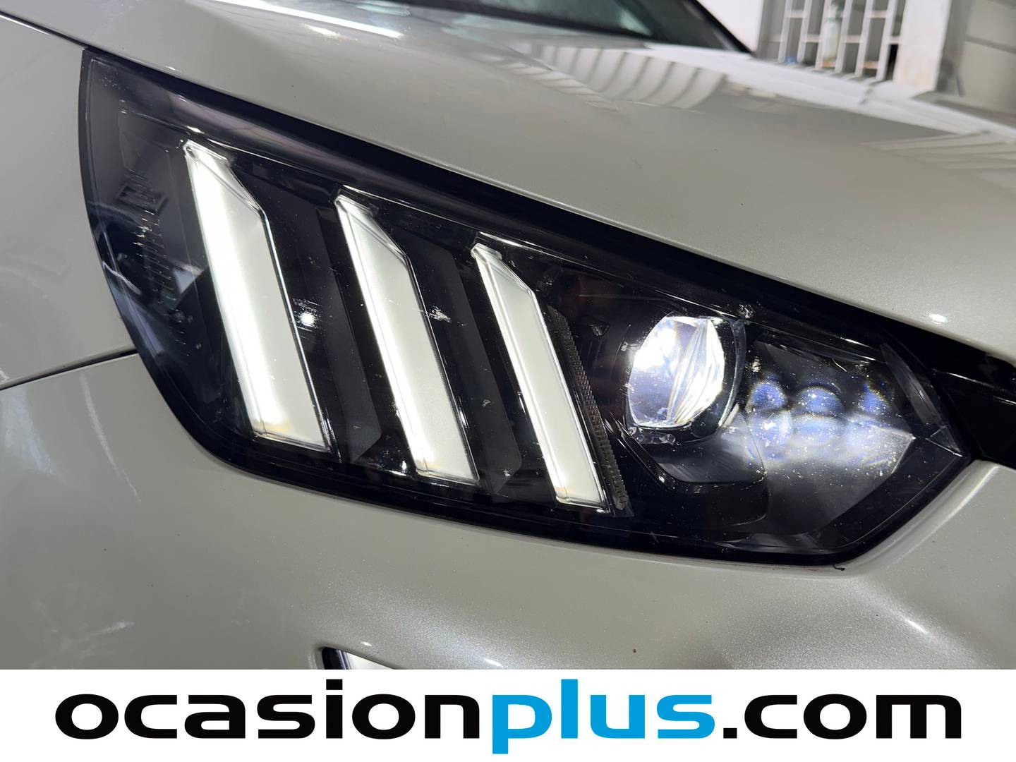 Foto Peugeot 2008 Peugeot 2008 PureTech 130 GT Line (130 CV)