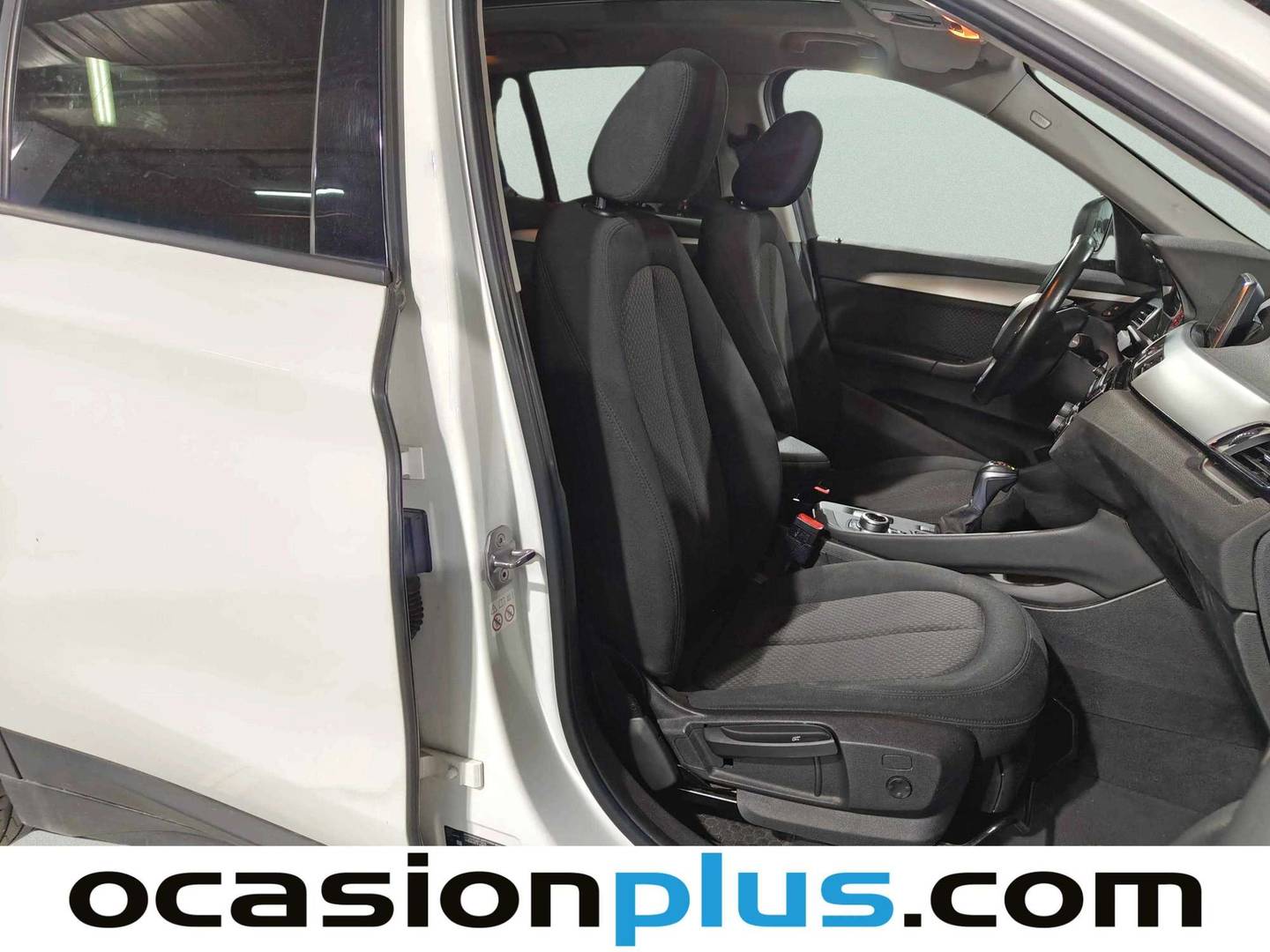 Foto BMW X1 BMW X1 sDrive18d Business (150 CV)