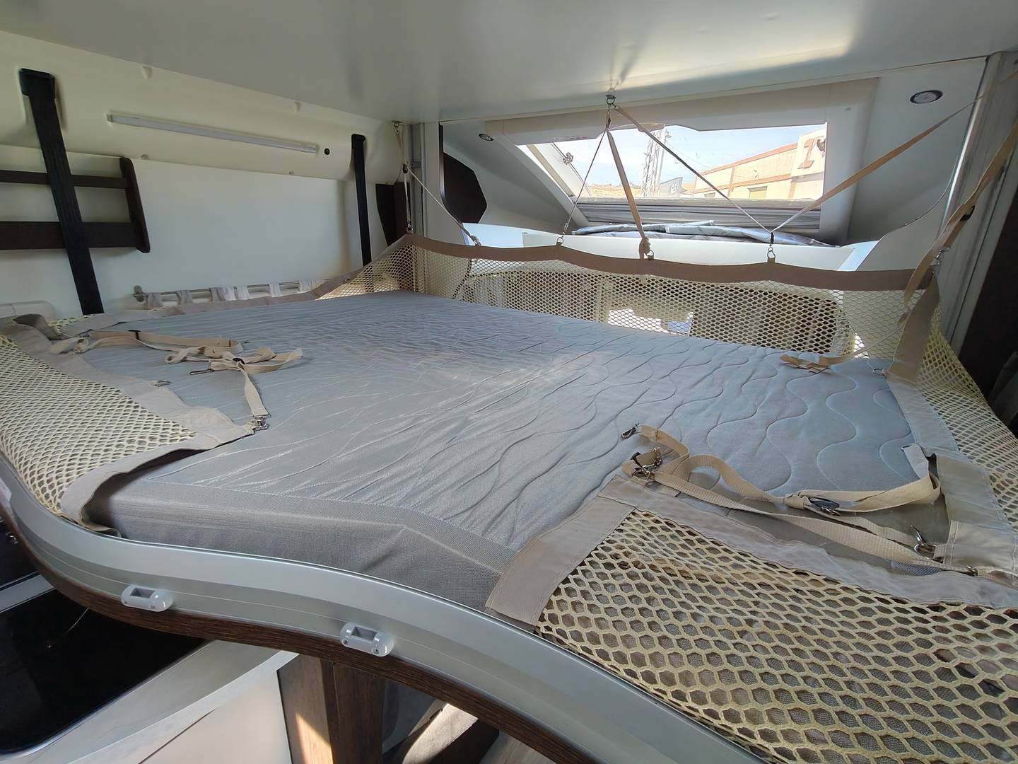 Foto Ford Tessoro Ford Tessoro 463 UP (170 CV)