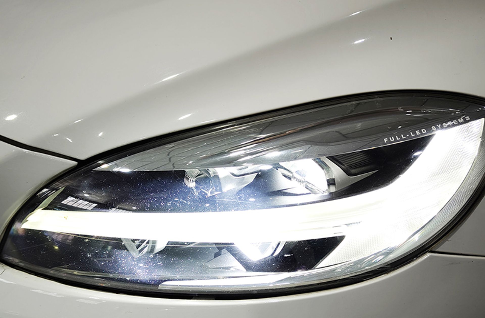 Volvo V40 D3 Momentum - foto 12
