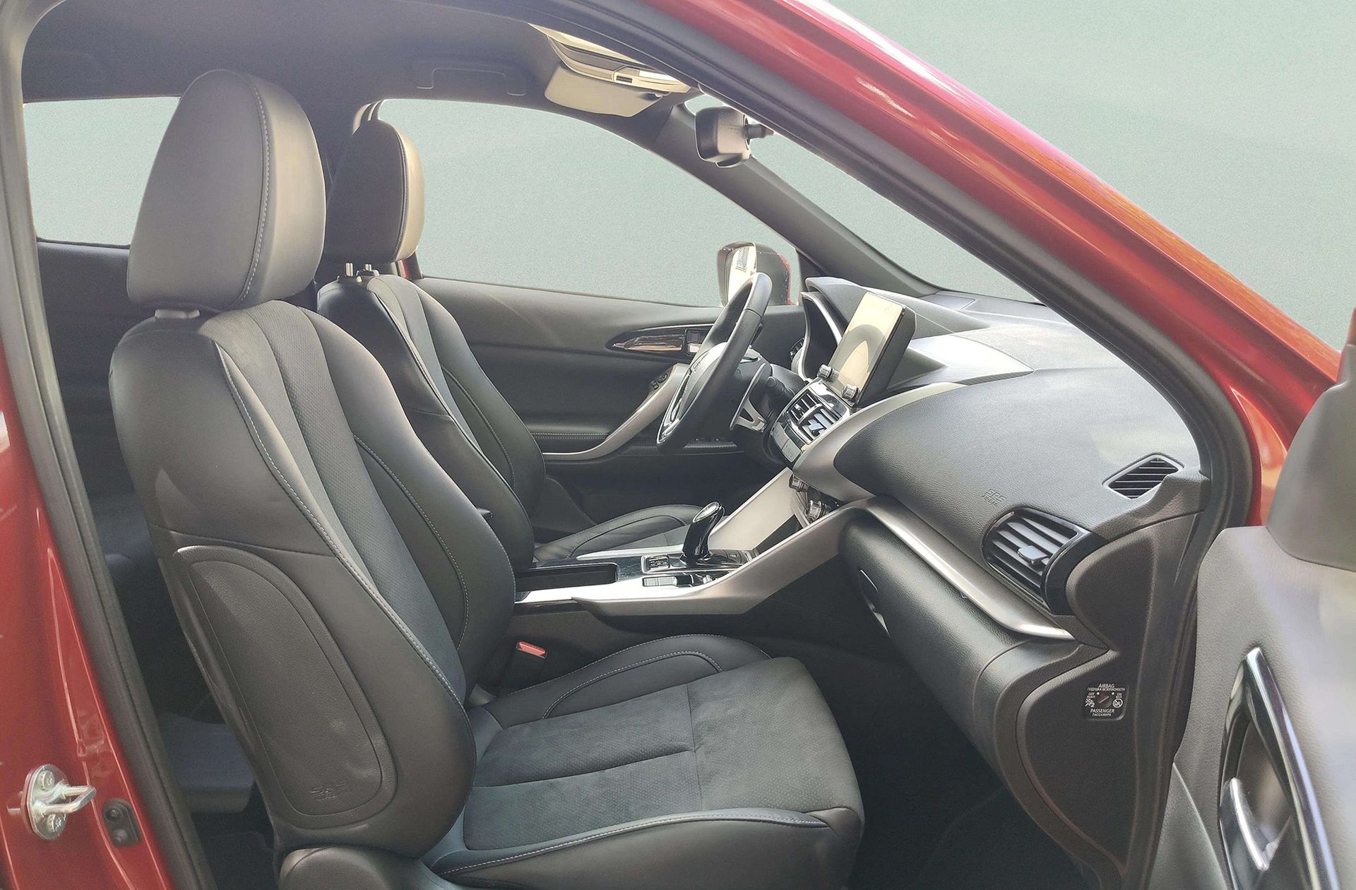 Mitsubishi Eclipse Cross 2.4 PHEV Kaiteki 4WD - foto 19