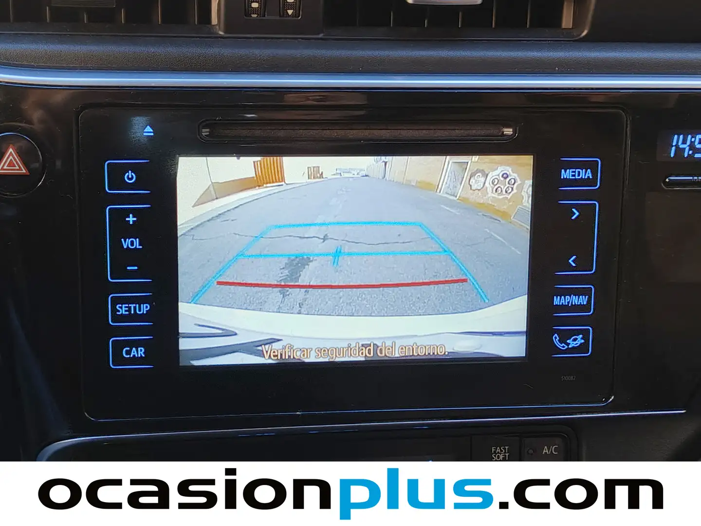 Foto Toyota Auris Toyota Auris 140H Touring Sports Active (136 CV)