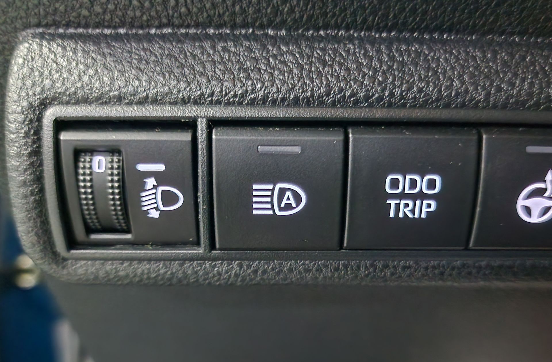 Toyota Corolla 140H Style - foto 26