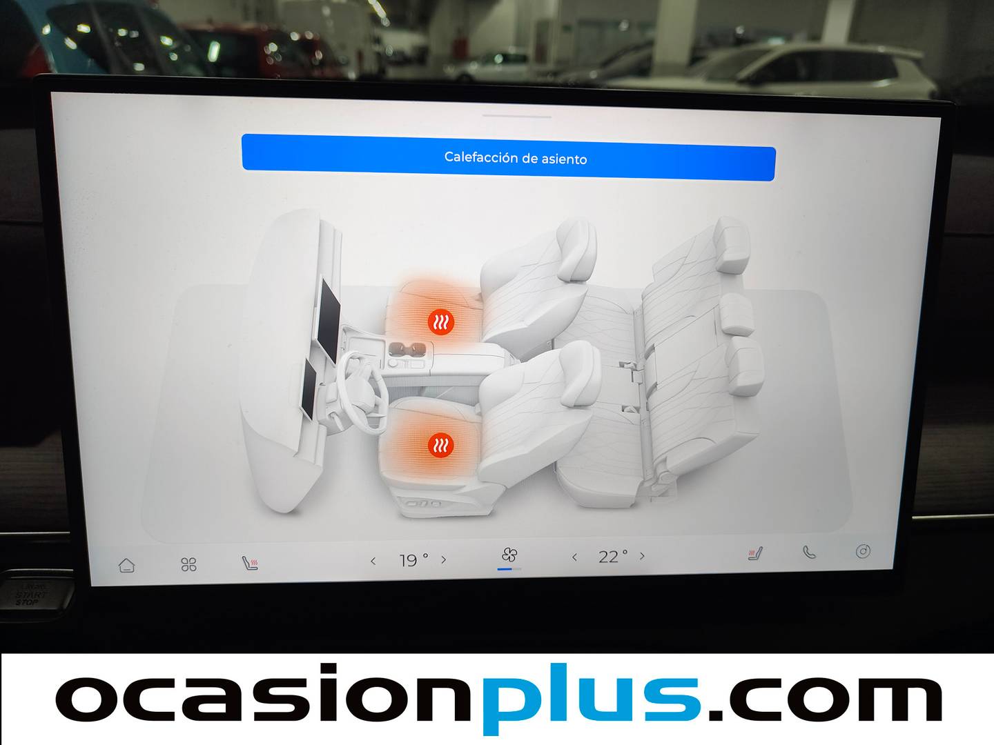 Extras y acabados del EBRO S800 EBRO S800 1.6 TGDI Premium DCT (147 CV) 7 Plazas